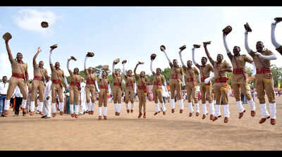 DGP Sadanand Date urges newly commissioned sub-inspectors to remain tech-competent amid evolving crimes