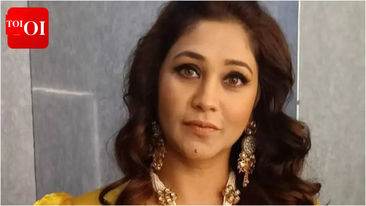 Exclusive - Amrapali Gupta on playing Samrgyi in Mannat – Har Khushi Paane Ki; says 'I’m loving my new look and shades of grey'