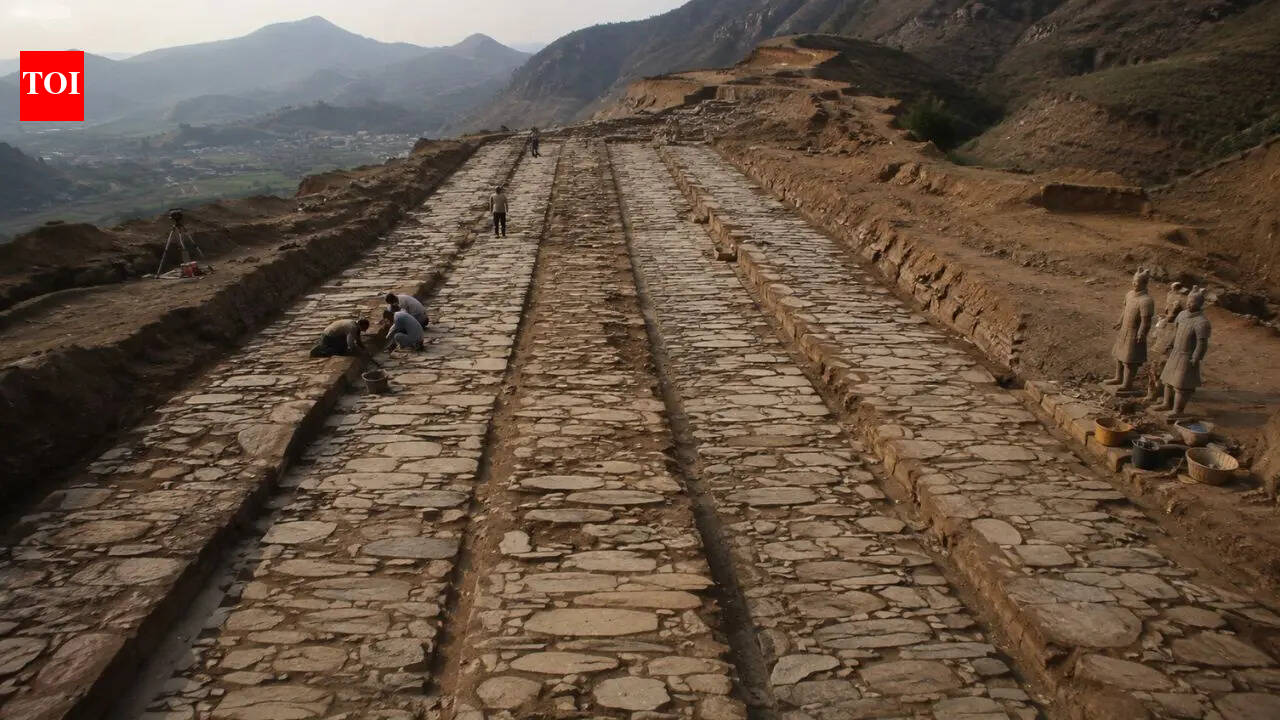 A 2200-year-old Chinese four-lane highway discovered buried in the