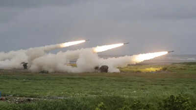 What is 'shoot-and-scoot'? The tactic Taiwan showcased in its latest HIMARS drill