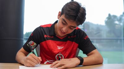 Youngest World Cup player Gilberto Mora signs 3-year contract with childhood club Tijuana despite interest from Europe's biggest clubs