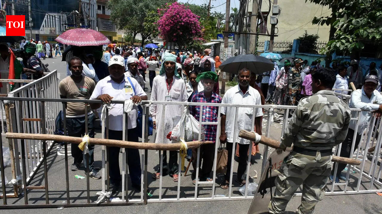 Statehood movement activists seek hike in pension, govt jobs for kin