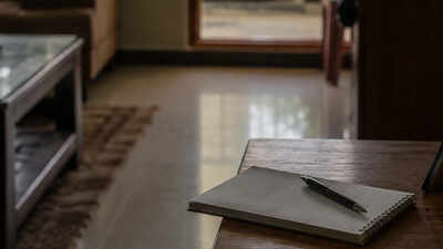 Karnataka woman allegedly shoots self with licensed revolver at home, suicide note recovered