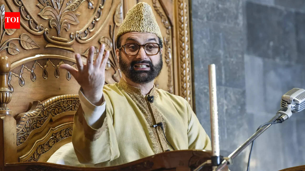 Mirwaiz calls PoK unrest disturbing, urges sensitive handling of protests