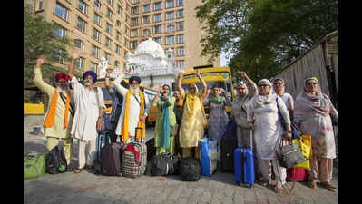 A first in 14 years: Jatha leaves for Pak to observe Guru Arjan Dev’s martyrdom