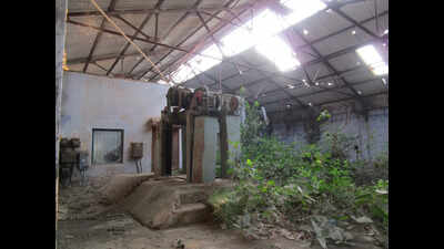Modern textile cluster makeover for closed spinning mill at Tirtol: Min