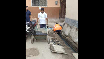 RMC cleans drains near all schools, colleges to curb waterlogging during monsoon