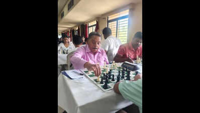 TN’s Sailesh maintains sole lead