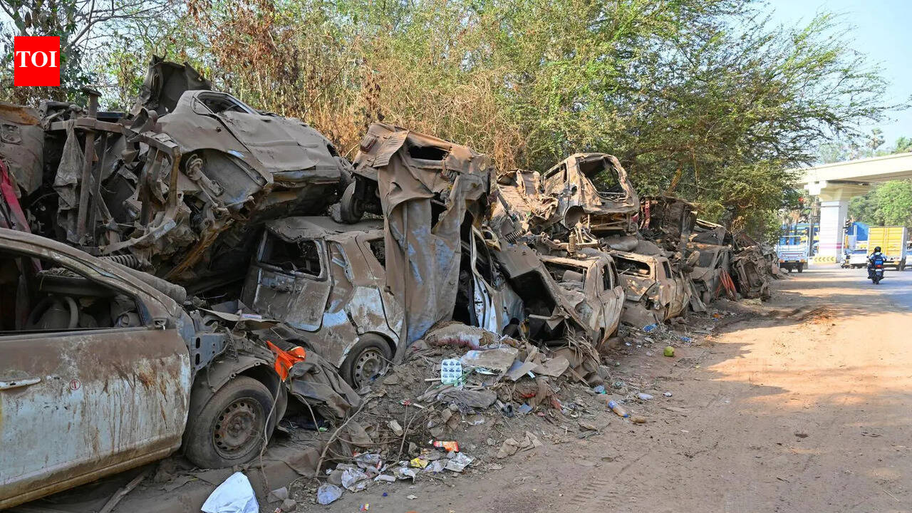 Govt simplifies vehicle scrapping process, announces tax benefits