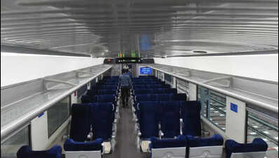 Soon buy cosmetics/ fashion jewellery onboard popular trains