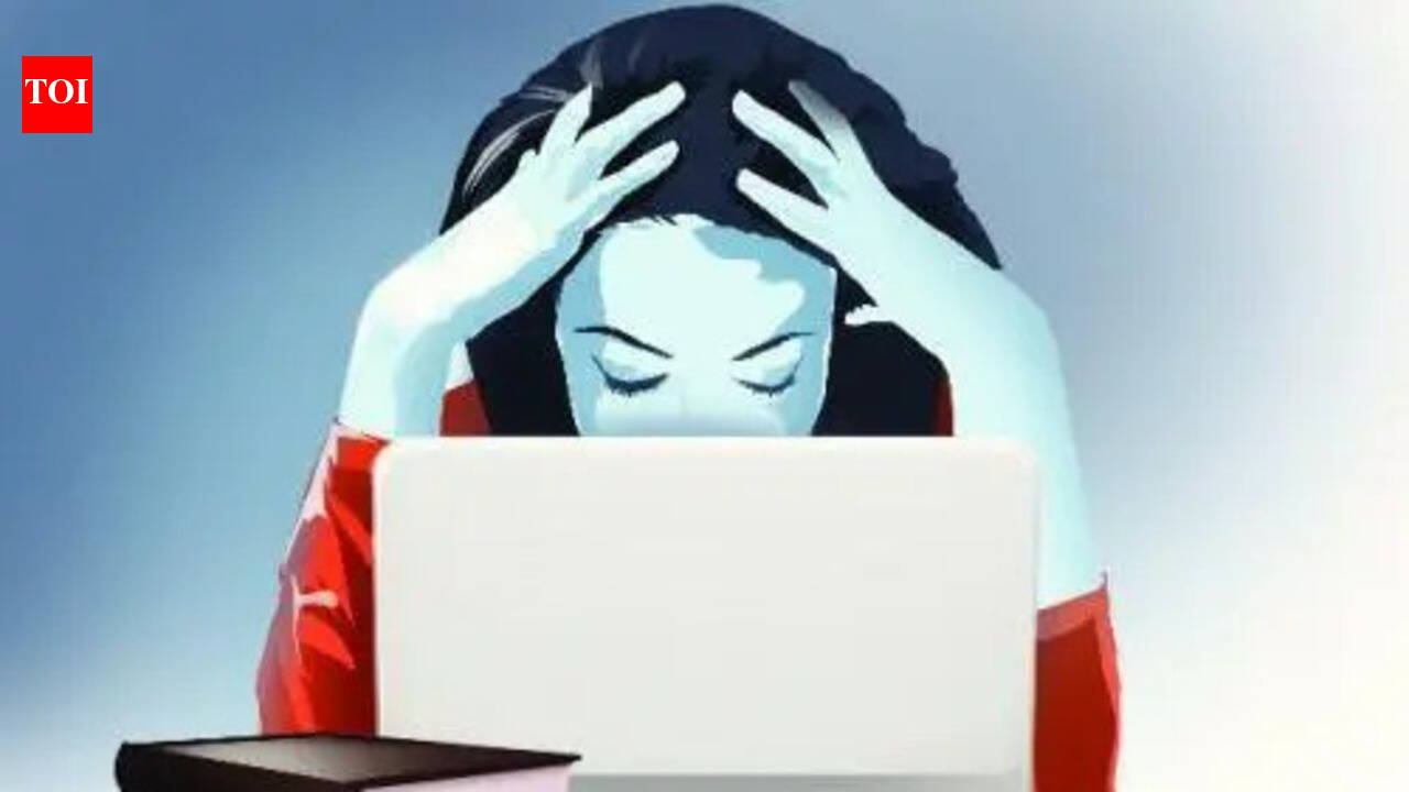 Father wins Rs 25,000 after ed-tech firm fails to deliver books in Bengaluru; daughter cracks NEET