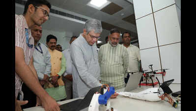Union min Vaishnaw launches Makers Lab at MNIT