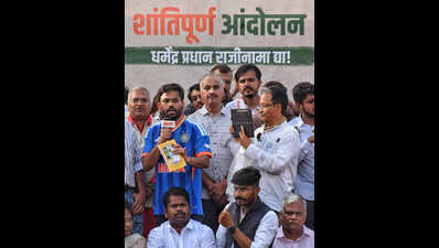 Dipke’s 5-point manifesto seeks compensation for paper leaks, cancelled exams & result delays
