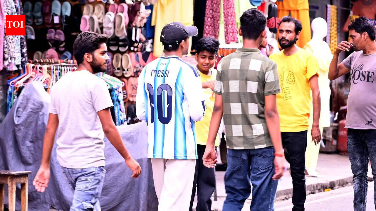 FIFA WC countdown ignites football frenzy in Lucknow