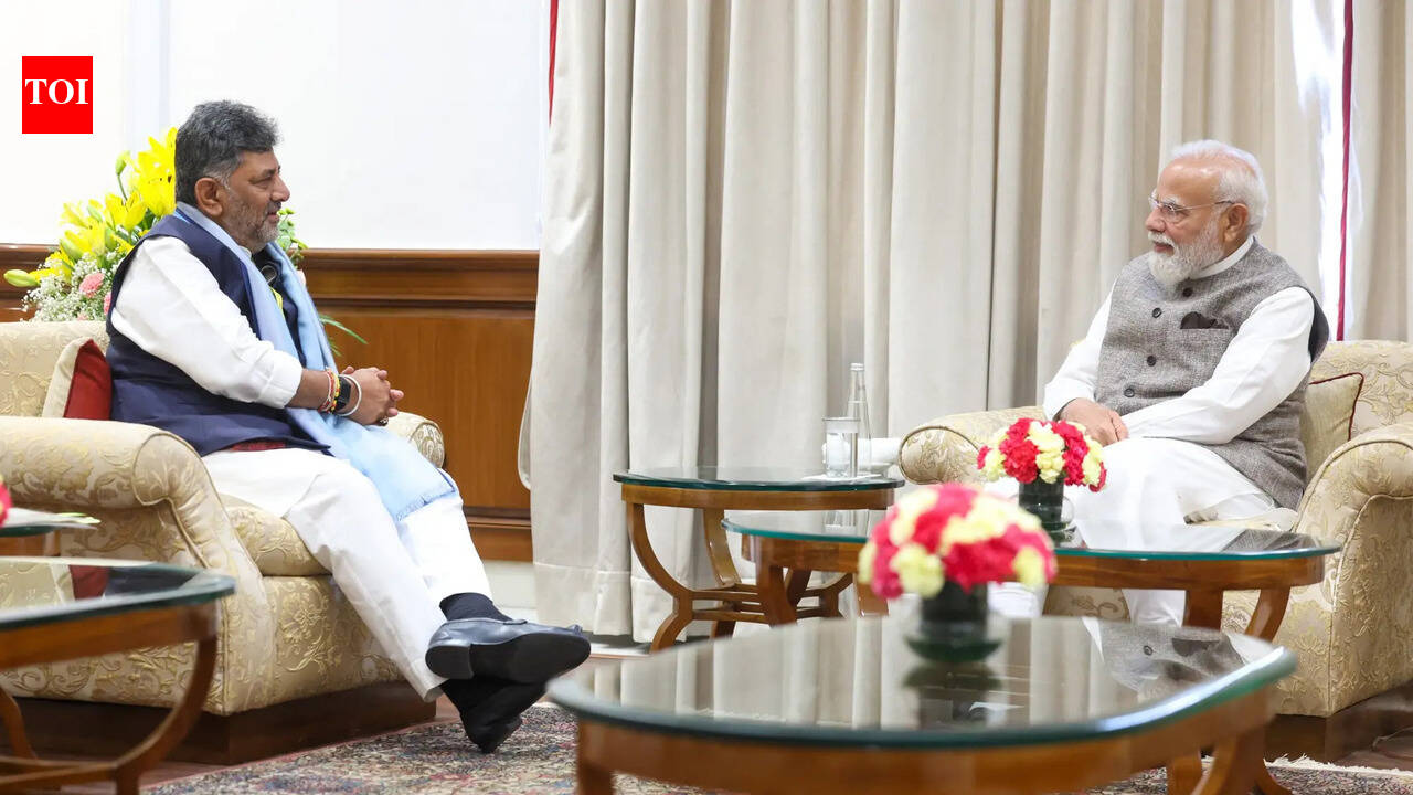 Historic 100% attendance at Niti meet, DKS breaks Karnataka boycott