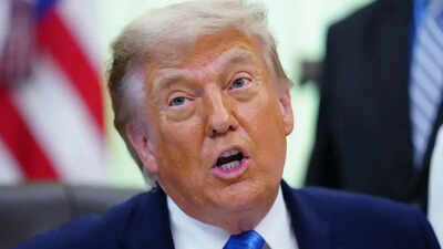  Trump sees imminent Iran deal, Tehran yet to nod