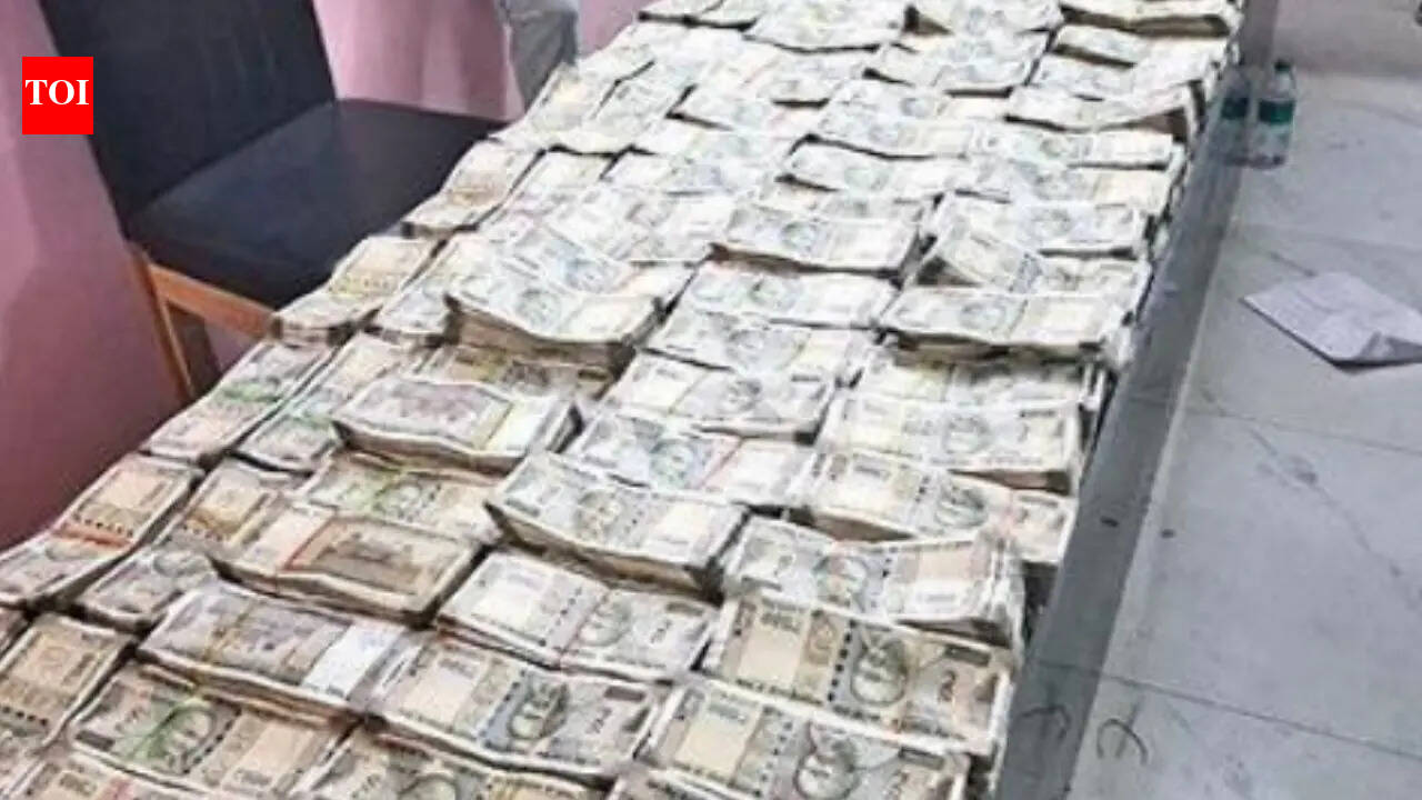 Bengal school ‘sick room’ throws up Rs 1.8 crore in cash; ex-TMC civic chief named in FIR