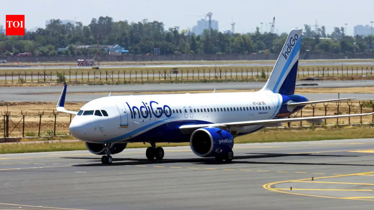 IndiGo flight from Lucknow to Delhi receives bomb threat