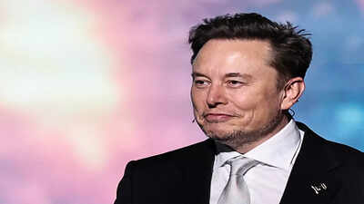 Elon Musk is now the world’s first trillionaire and the internet cannot stop talking about it