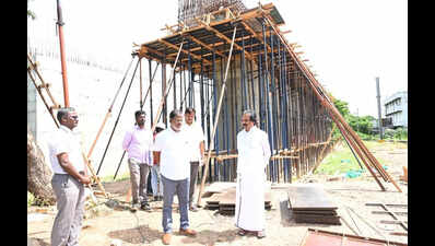Trichy mayor inspects Fort station RoB work