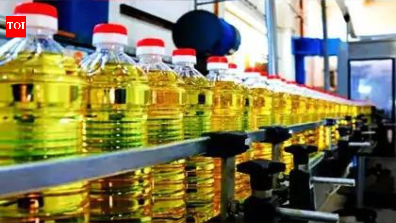 Edible oil imports rise 6.7% in May, higher soyabean oil shipments drive growth