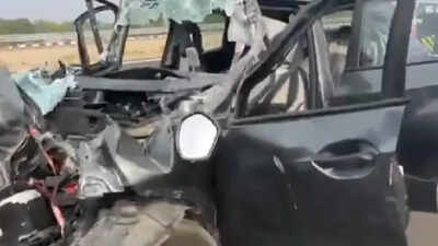 4 dead after speeding car crashes into truck in UP, alcohol suspicion surfaces