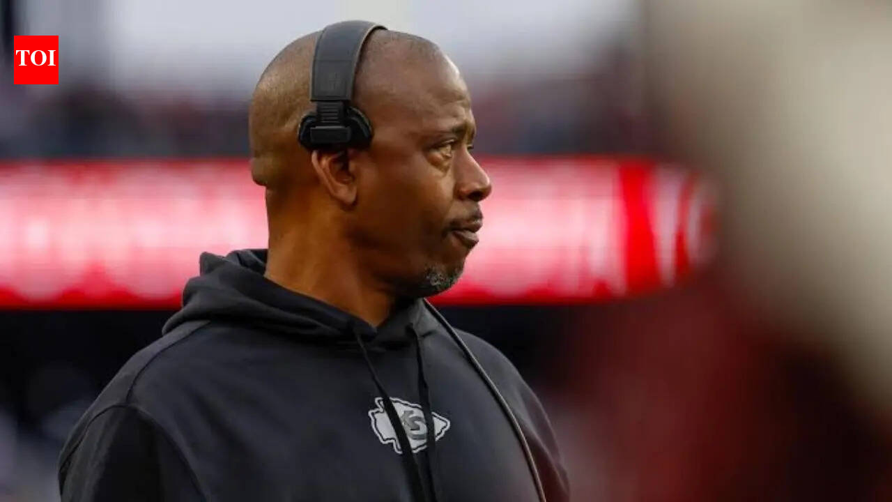 Travis Kelce’s Kansas City Chiefs assistant Dave Merritt avoids NFL discipline after domestic battery case falls apart