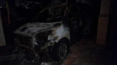 Woman ‘sets 5 vehicles on  fire’ over parking dispute in Ambernath housing society