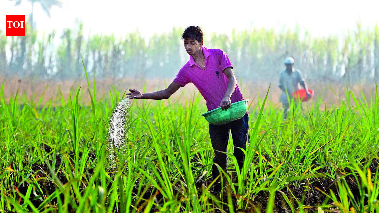 Tummala urges Centre to plug urea deficit in T’s quota