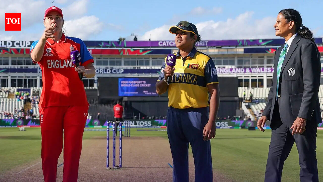 T20 WC Live: Sri Lanka opt to field vs England