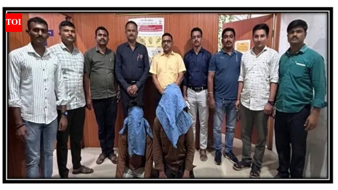Hawker stabbed in Khopoli local train after argument over making space in crowded luggage compartment
