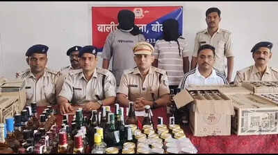 Illegal liquor seized in Bokaro, two held