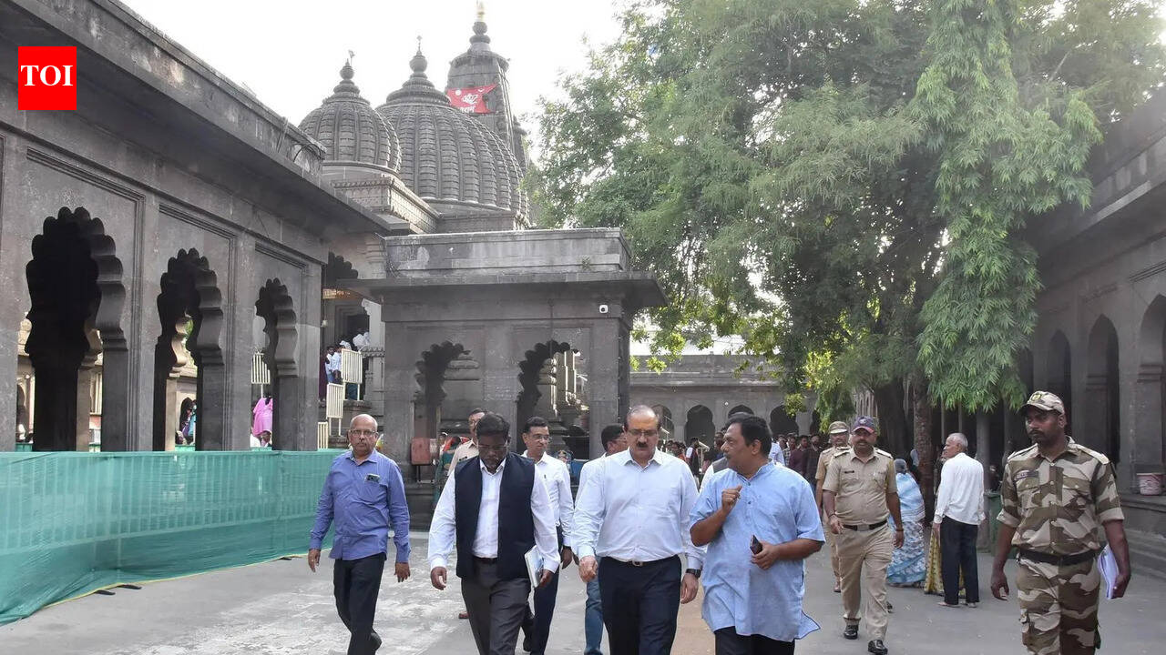 Union tourism dept secretary reviews Simhastha prep, focus on global outreach