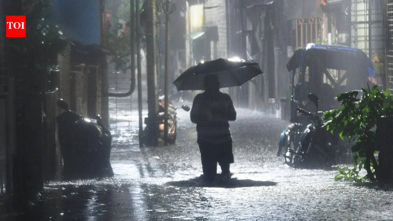 KMC keeps pumps ready at Behala, Tolly, Jadavpur