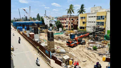 Work, shop, dine at Thirumangalam metro