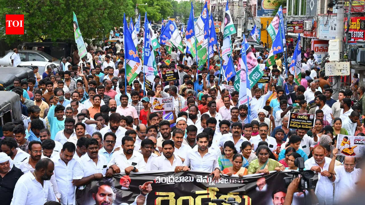 YSRCP holds statewide protests against Naidu govt performance