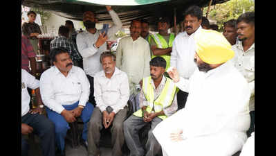 Minister swings by for surprise check in Ludhiana, skips protesting staffers
