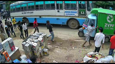 Haryana Roadways bus driven by trainee ploughs into pedestrians in Gurgaon, 1 dies