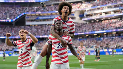 Balogun brace, Pulisic magic light up LA as USA Crush Paraguay 4-1 in historic opener