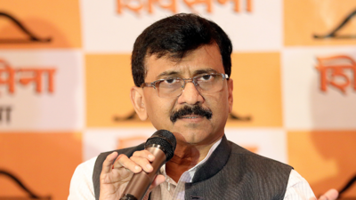 Congress ne'er  a sinking ship! Sanjay Raut urges erstwhile  Congress allies to reunite