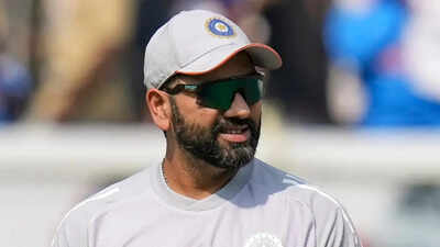 Rohit Sharma surpasses Mohinder Amarnath, becomes oldest male cricketer to ...
