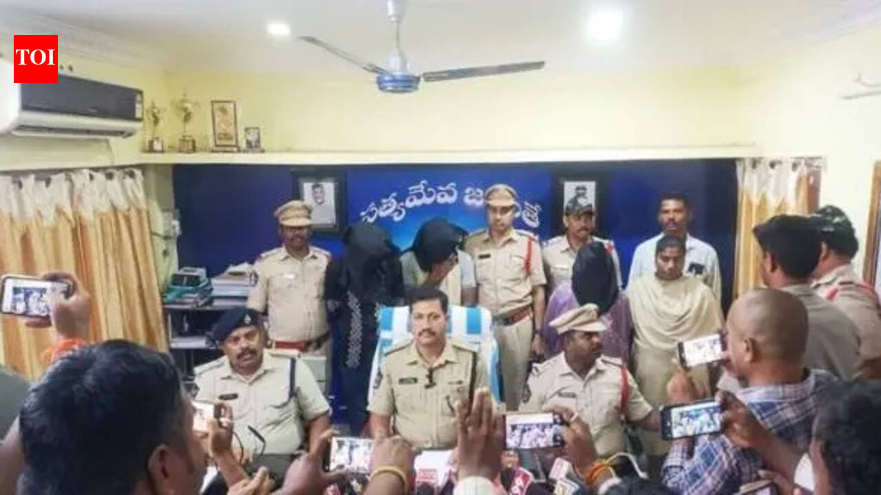 Boyfriend, two others held for woman’s murder in Manyam district