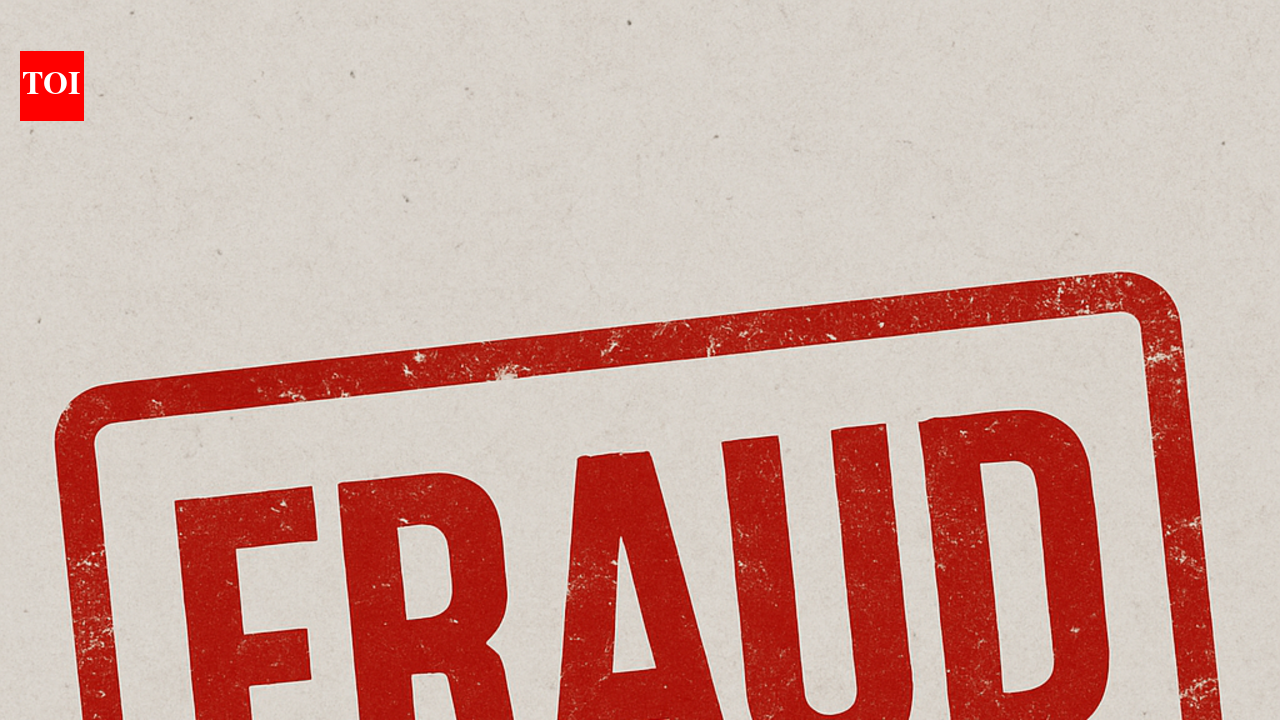 Phone heated, got hacked, says Mumbai garment worker after losing money to cyberfraud
