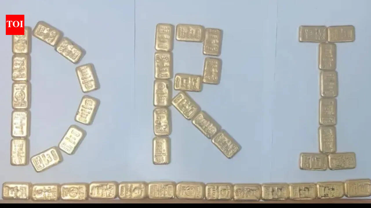 10 arrested as DRI seizes 17 kg of smuggled gold worth Rs 25 crore in Kolkata, Agartala