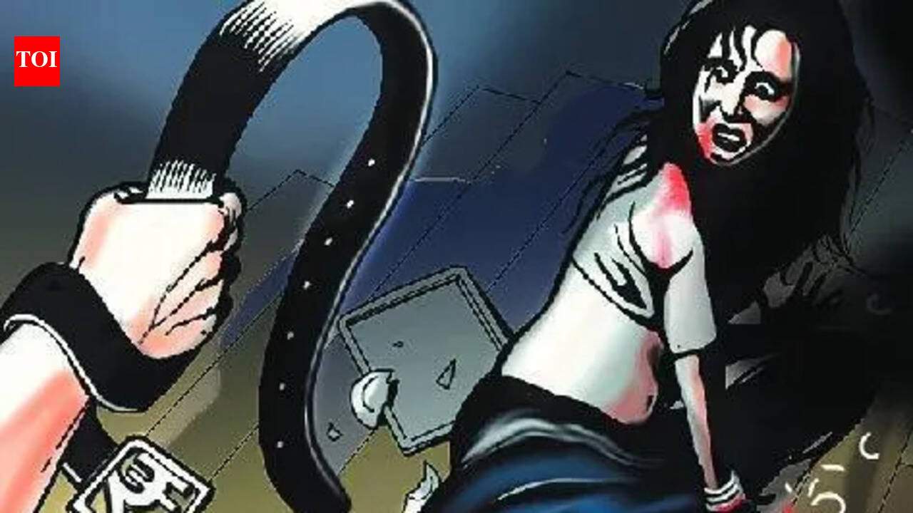 Ahmedabad woman files FIR against husband over abuse, dowry harassment and having a ‘secret second family’ in Mumbai