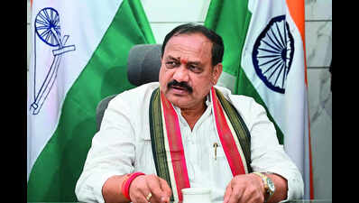 Cong launches probe into Meenakshi case leak issue