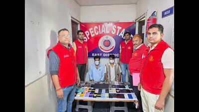 Gaffar Market racket busted: Two held for unlocking, reselling stolen phones