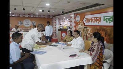 Patuli, Ruby parents demand justice at CM’s Janatar Darbar