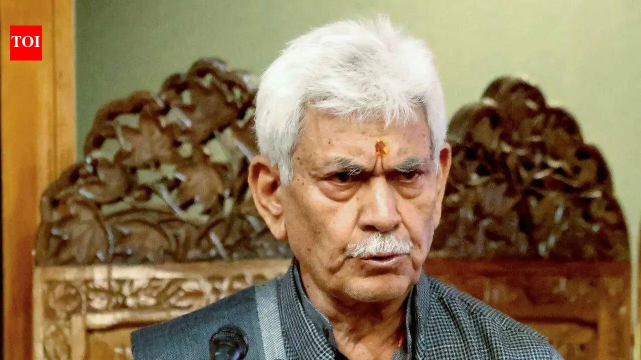 At pandit conclave, LG Manoj Sinha asks Kashmiri pandits to invest in J&amp;K as govt promises revival of return panel