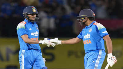 shubman-gill-and-rohit-sharma.jpg